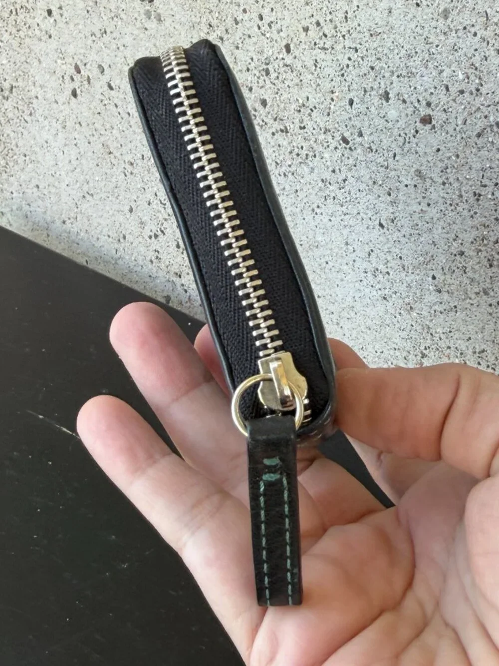 Vintage Coach Black Leather Zip Up Coin Wallet